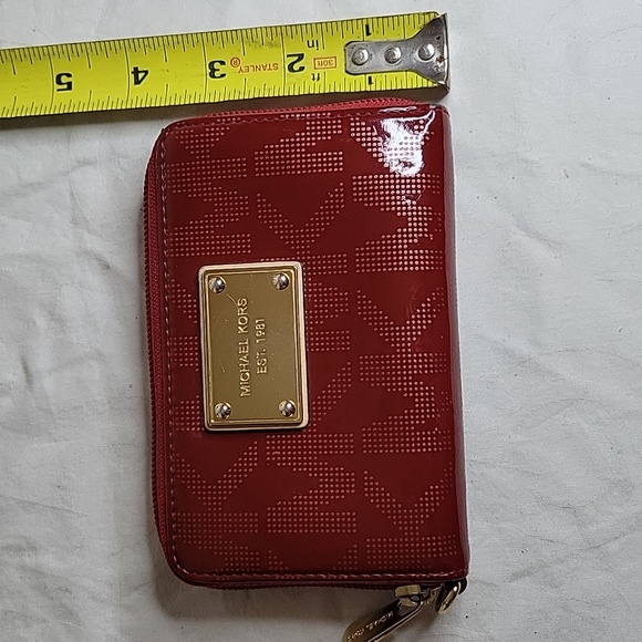 Michael Kors Mini Wallet - Picture 14 of 16